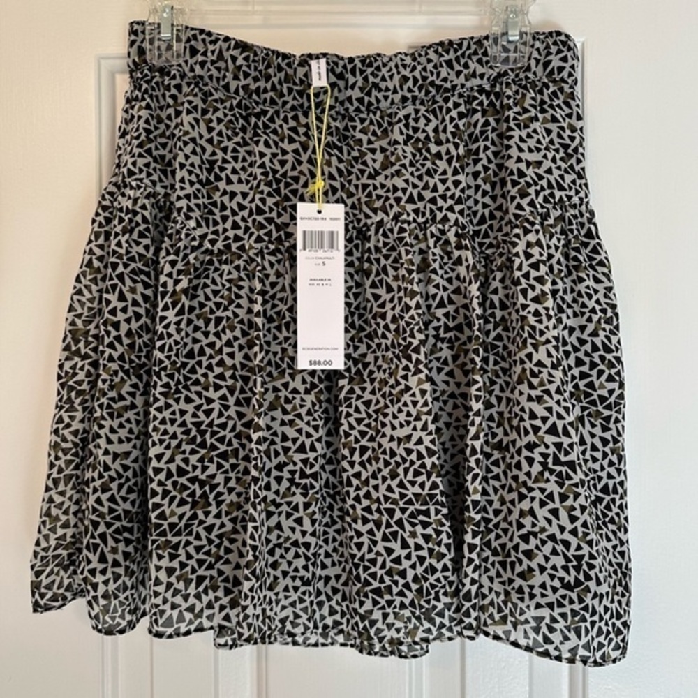 NWT bcbgeneration patterned skirt - women’s S